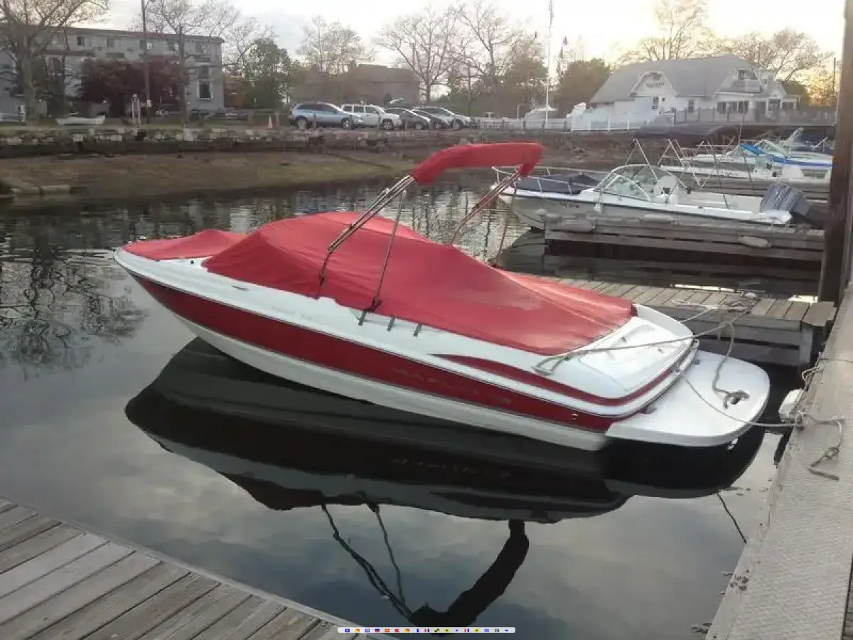 Maxum 1900 SR3 