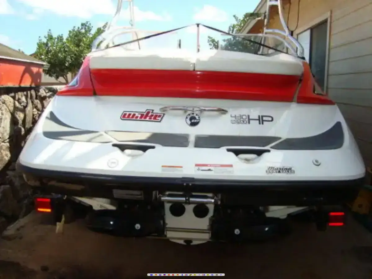 Sea-Doo 230 wake 