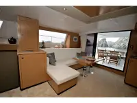 Fountaine Pajot Cumberland 47 LC Long Range Cruiser