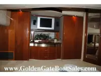 Sea Ray Sedan Bridge