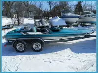 Ultra Custom Boats FORMULA 19