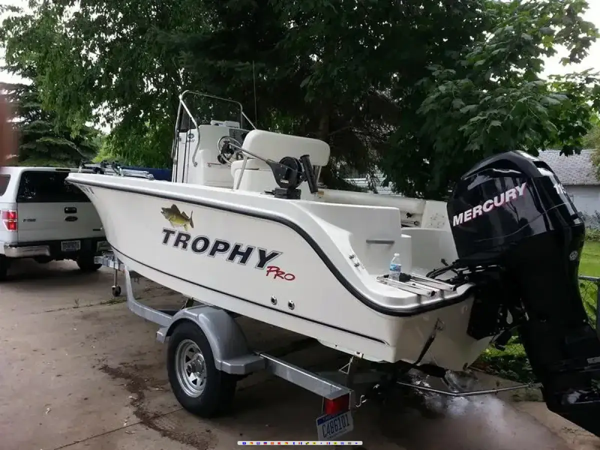 Trophy Trophy Pro CC 