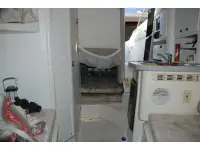 Seaswirl 250 aft cabin