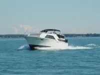 Chris Craft Catalina 
