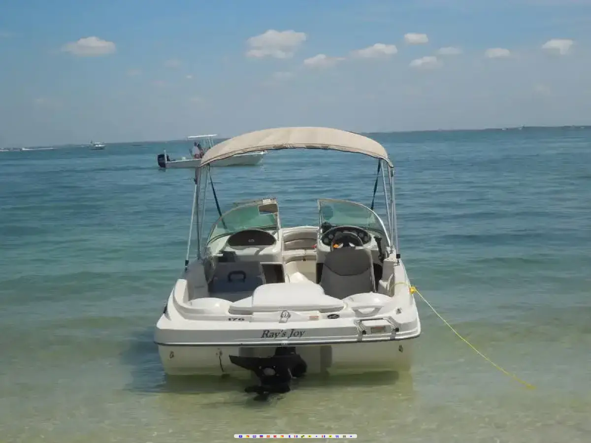 Sea Ray 176 Bow Rider Sea Ray 176 Bow Rider