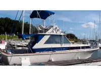 Chris Craft 38 Commander