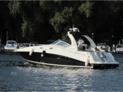 Sea Ray Sundancer