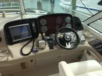 Sea Ray Sundancer 