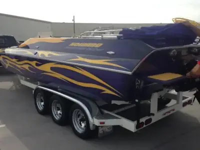 Howard 26 Cat Open Bow Walk Thru 
