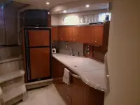 Sea Ray Express Cruiser 
