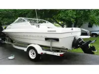 Bayliner Capri Cuddy 