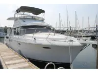 Carver 430 Cockpit Motor Yacht 