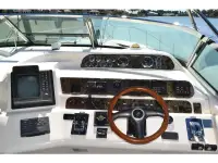 Sea Ray Sundancer 