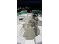 Chaparral 2001 26 ft Sunesta deckboat 