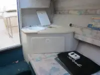 Sea Ray 215 Express Cruiser