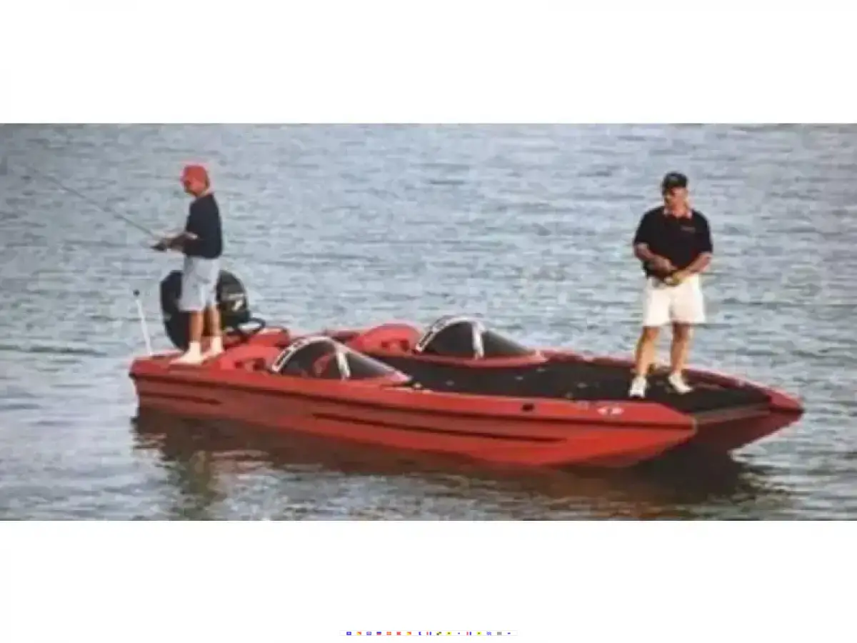 Cobra 2100 cobra bass boat 