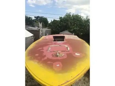 Aronow race hull 28 