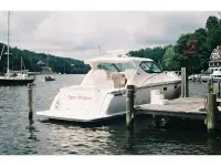 Tiara Sovran 4300 