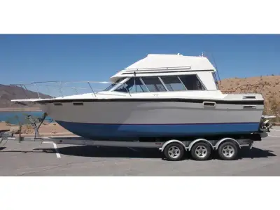 Bayliner 2858 Command Bridge 