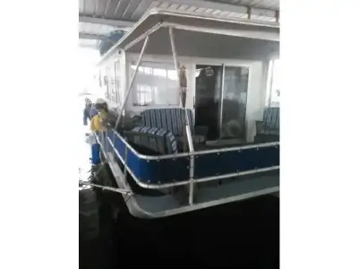 Hilburn 48 Houseboat