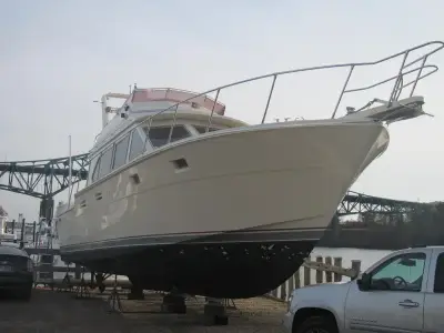 Hi-star Convertible Motor Yacht 