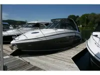 Regal 32 Express 