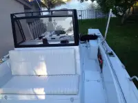 Mako 226 Center Console