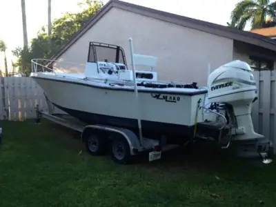 Mako 226 Center Console 