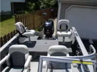 Crestliner Superhawk 1800
