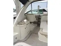 Sea Ray 350 