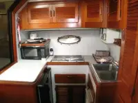Tiara Express 
