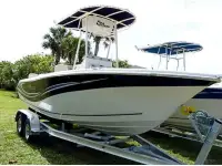Carolina Skiff Sea Chaser Hybrid Fish and Cruise 