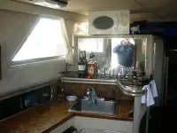 Chris Craft 315 Commander