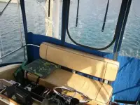 Chris Craft 315 Commander