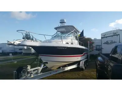 2014 Evinrude 250 HO with warranty 27 