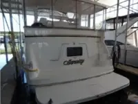 Sea Ray 380 Aft Cabin