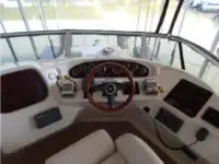 Sea Ray 380 Aft Cabin