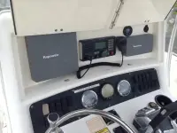 Boston Whaler Outrage 270 