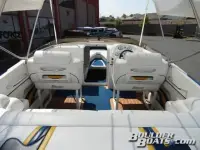 Hallett 255 Mid Cabin