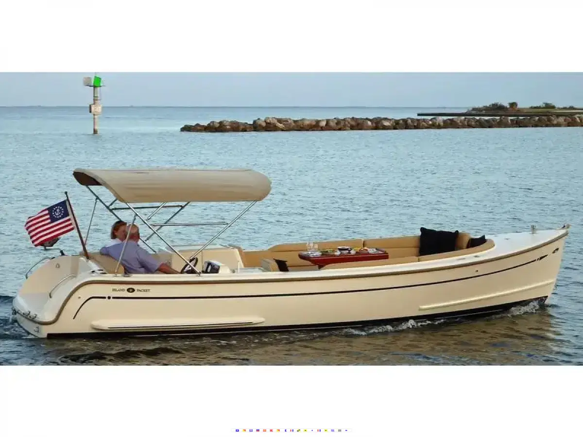 Island Packet L24d 
