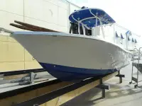 Sea Chaser 24 HFC Center Console