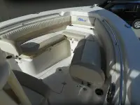 Sea Chaser 24 HFC Center Console
