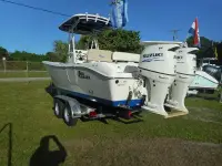 Sea Chaser 24 HFC Center Console
