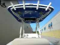 Sea Chaser 24 HFC Center Console