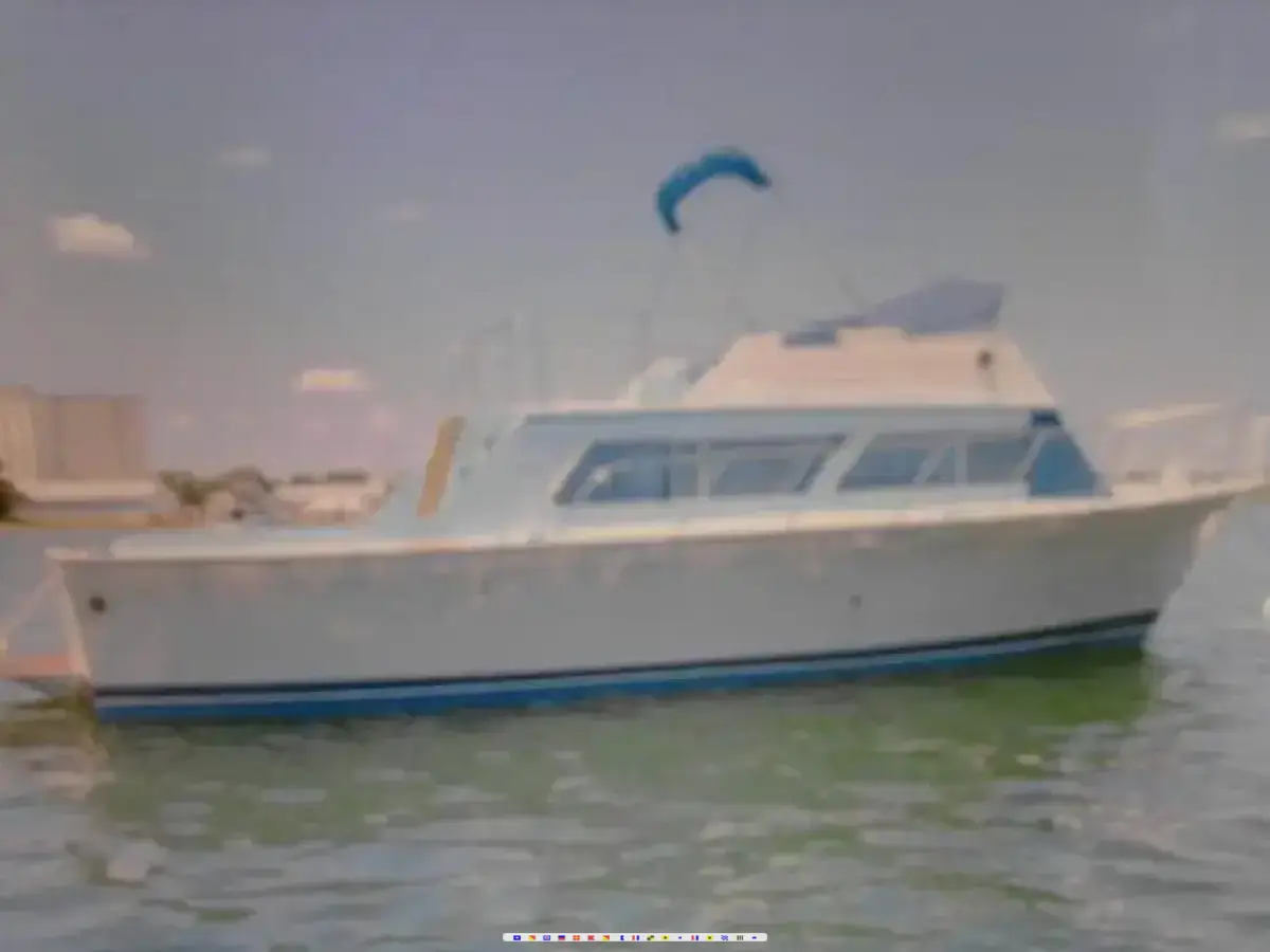 Luhrs sedan cruiser Luhrs sedan cruiser