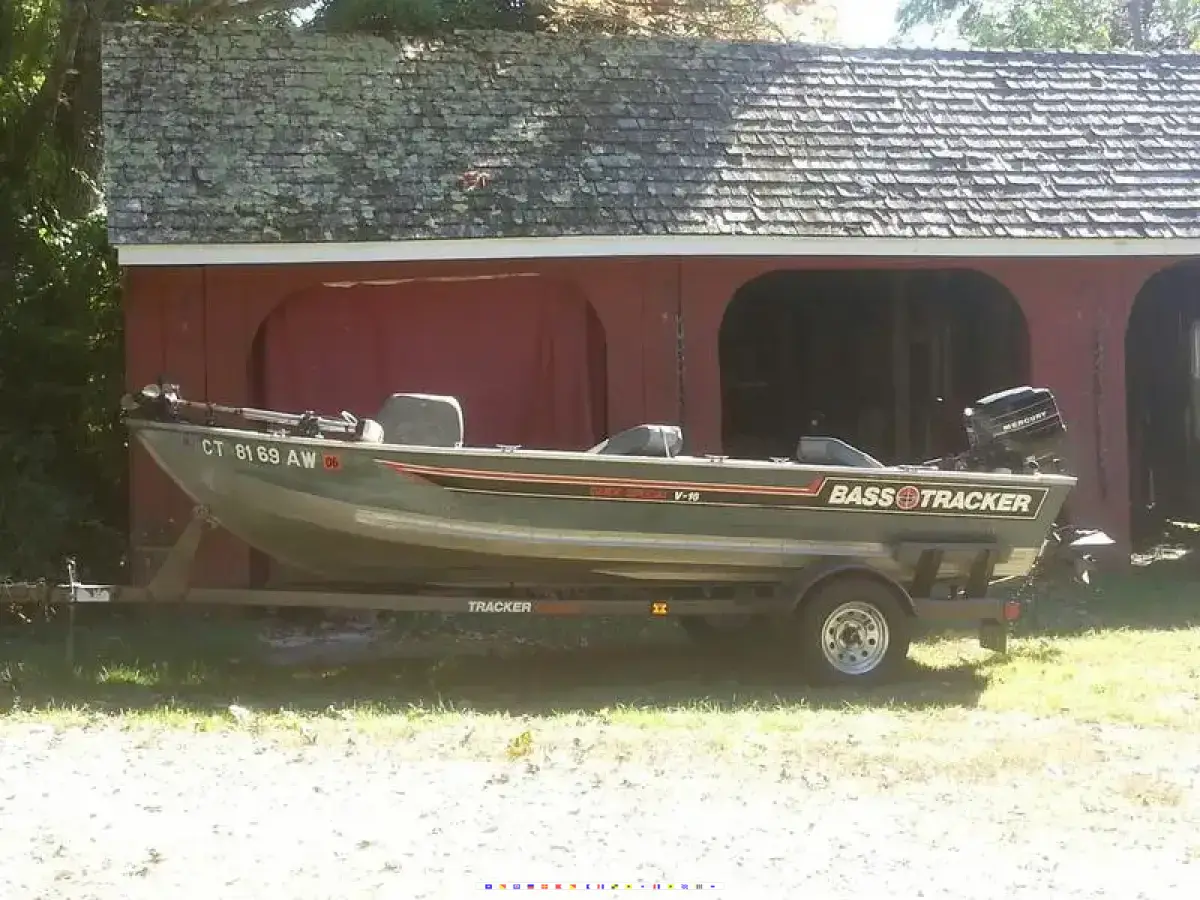 Bass Tracker Glide Special V 16 
