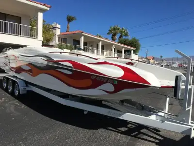 Deckboat 28 