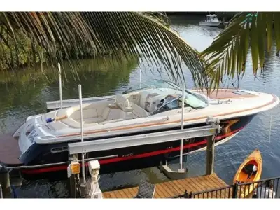 Chris Craft 33 CORSAIR 