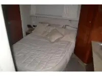 Sea Ray 390 Motor Yacht