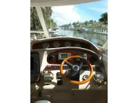 Sea Ray 390 Motor Yacht